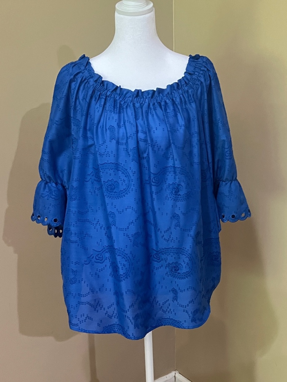 Rafaella strong Blue Eyelet Off-Shoulder Peasant Top